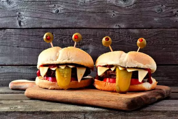 Подростковый мастер-класс «Монстро-обед»