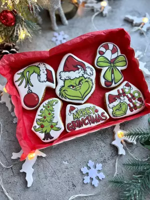 Мама и дети. Имбирные новогодние пряники "Гринч похититель рождества"