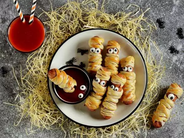 Мамы и дети. Зачарованный обед