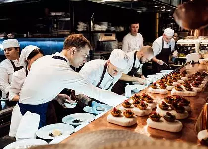 Редкая рыба в «Посейдоне»: махи-махи и попугай