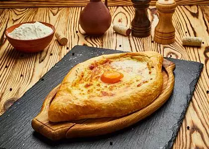 Мама и дети. Хачапури и трайфл 