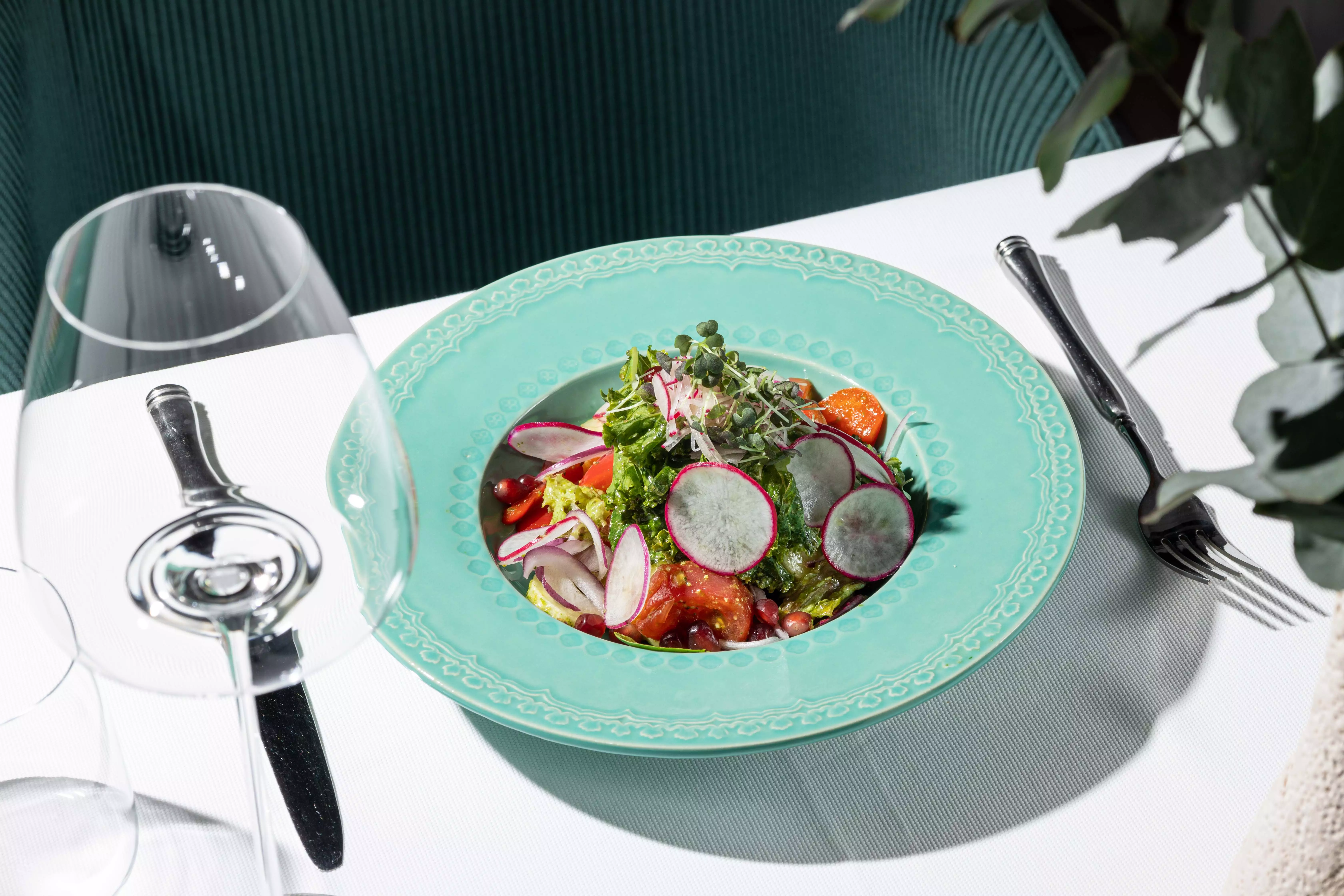 Скидка 20% на основное меню в «Посейдоне»