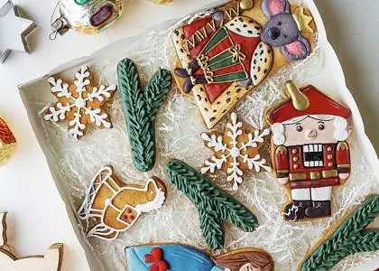 Мама и дети.  Имбирные новогодние пряники по мотивам детских мультиков 