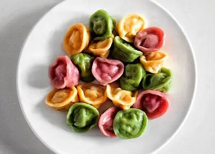  Семейная кухня:лепим и крутим