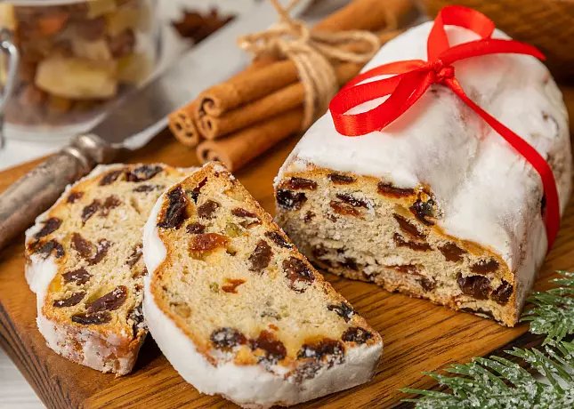 Рождественский штоллен