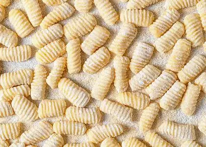 Пицца с лососем и артишоками