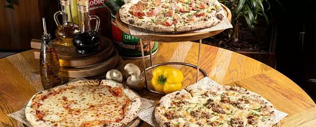 Сет из 3 пицц от «Сыроварни»