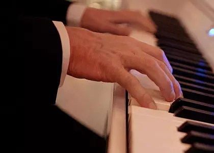 Живая игра на рояле