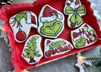 Мама и дети. Имбирные новогодние пряники "Гринч похититель рождества"