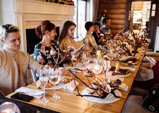 Весенний шефс-тейбл на «Даче»