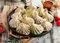 Хинкали и хачапури