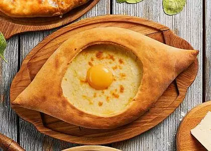 Щедрый грузинский ужин