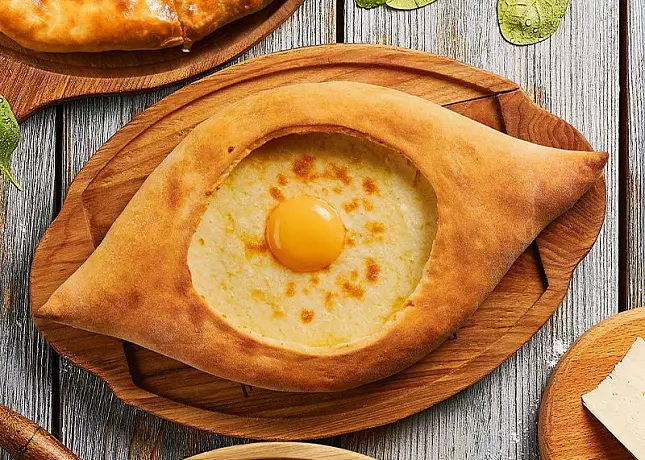 Щедрый грузинский ужин