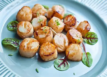 Винный ужин. Весна. Вино и гребешки. Сомелье Ирина Арама. 